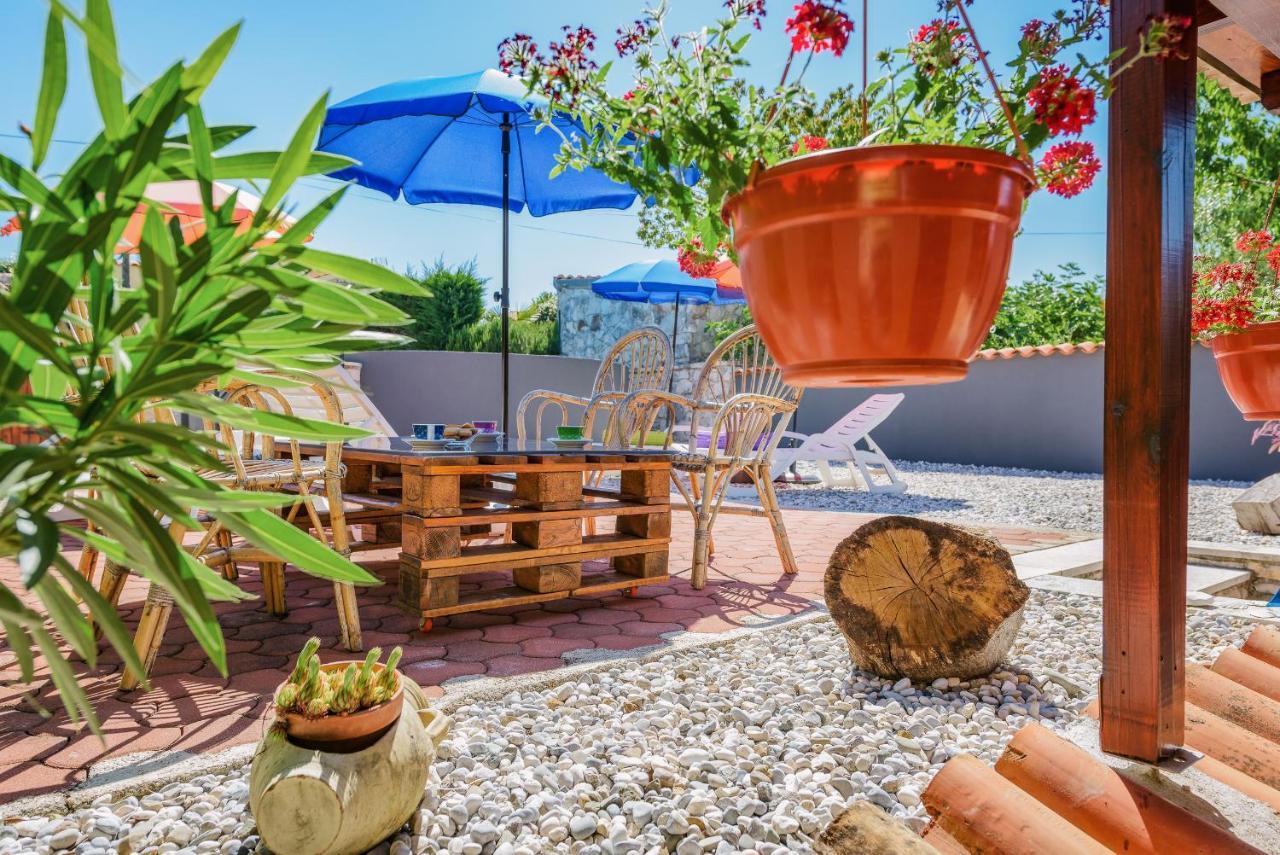 Apartment With Pool วิชยาน ภายนอก รูปภาพ